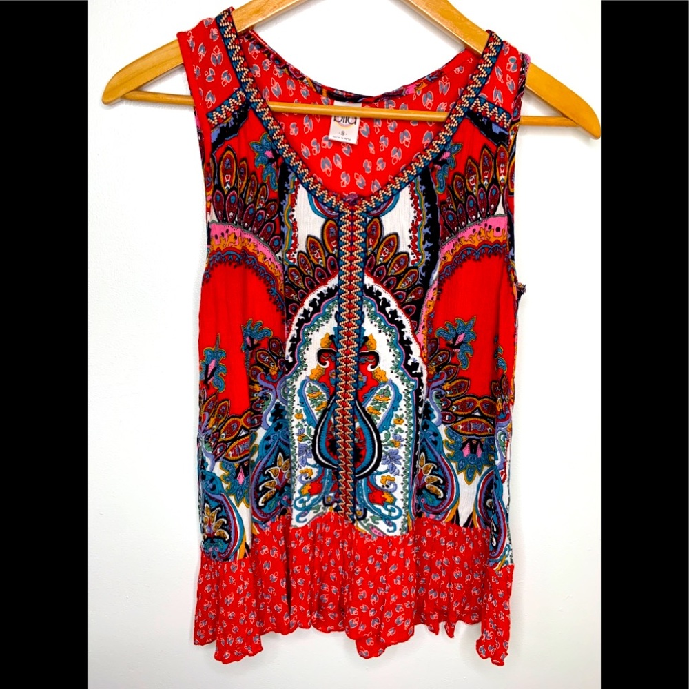 Bila Sleeveless Top V Neck Vibrant Color Pattern Size Small Paisley Ruffle